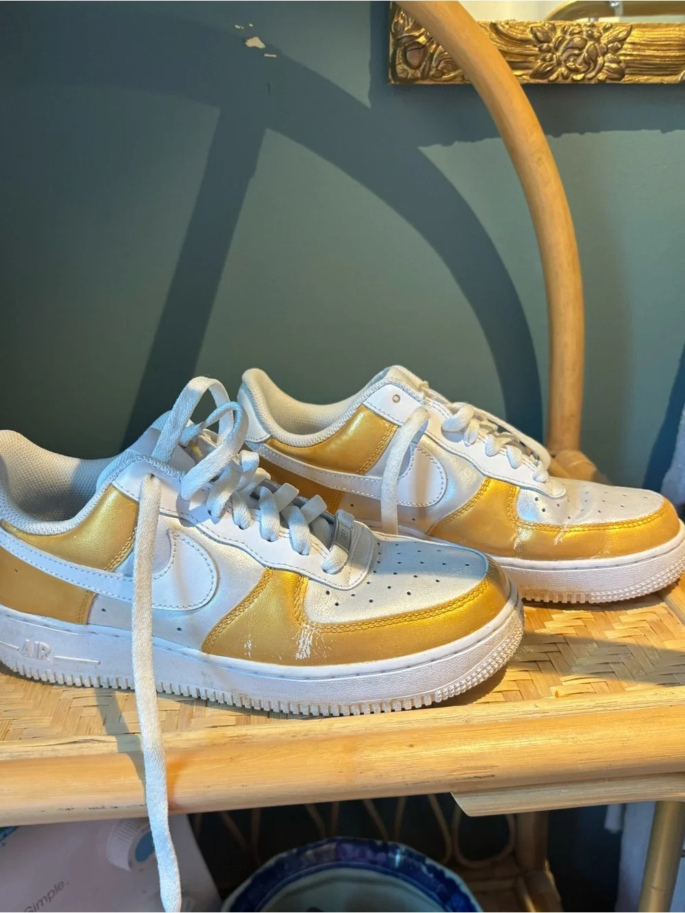Nike Air Force One  Low Top Sneakers - White & Metallic Gold